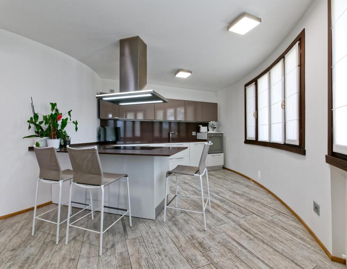 Nifty Intera Villa Con Piscina Relax, Idromassaggio E Sauna Muscletto Екстериор снимка