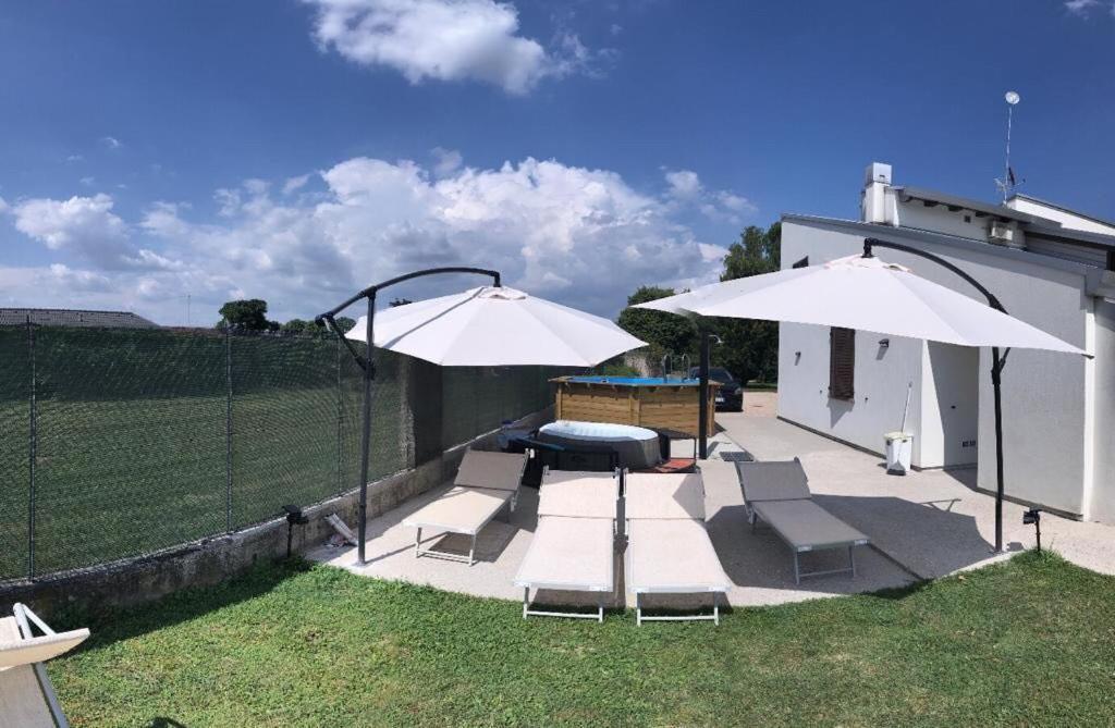 Nifty Intera Villa Con Piscina Relax, Idromassaggio E Sauna Muscletto Екстериор снимка